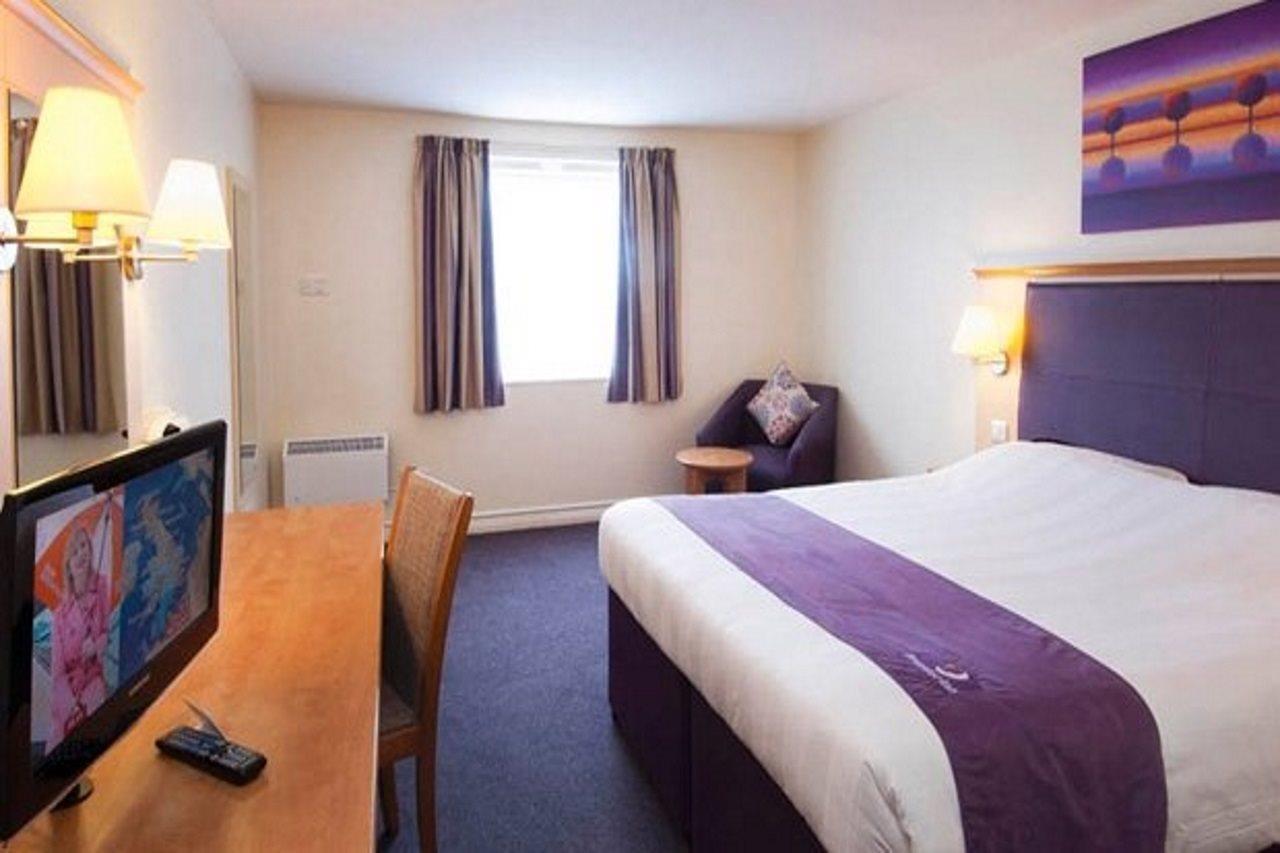 Premier Inn Warrington Centre المظهر الخارجي الصورة